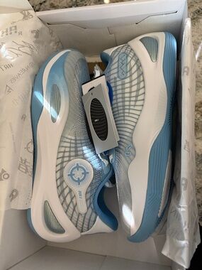 Rigorer Austin Reeves (AR1’s) Men’s athletic basketball shoe in Ice Blue